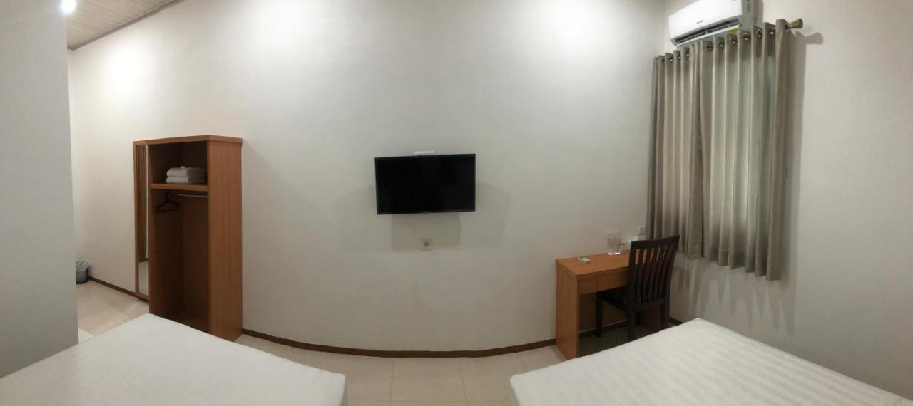Aurora Hotel Siliwangi จิเรบอน ภายนอก รูปภาพ